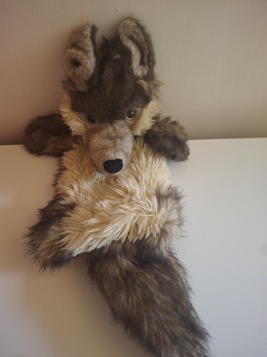 The puppet company wolf - company, hand