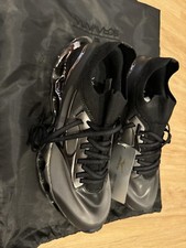 Mizuno Wave ProphecyHajime Sorayama Champagne BLACK AND SILVER