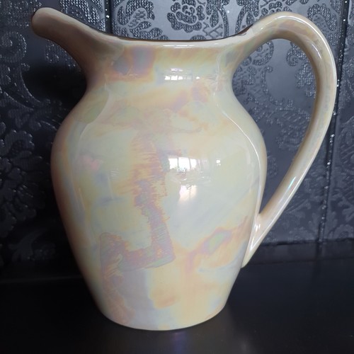 Vintage old court ware hand - old,