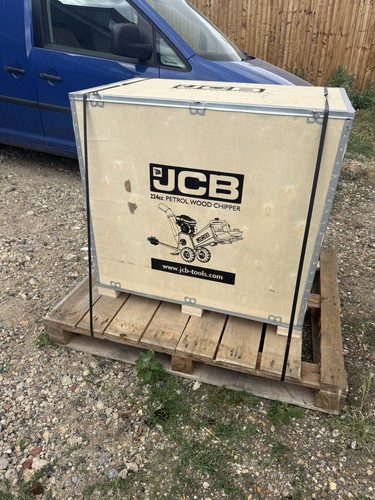 Jcb wood chipper - jcb, petrol