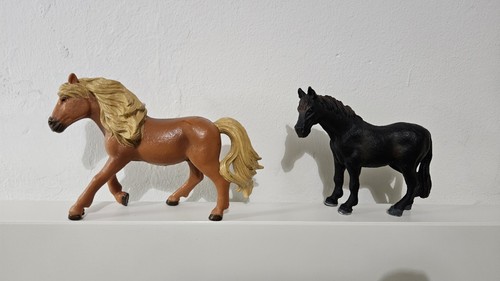 Vintage horse figures chestnut - horse,