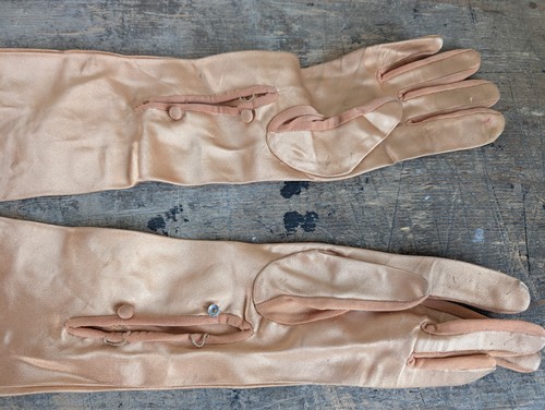 Beautiful pair vintage - beautiful,