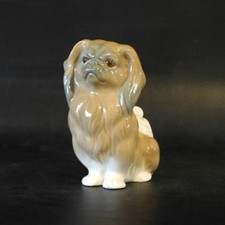 LLADRO FIGURINE PEKINESE DOG SITTING 4611