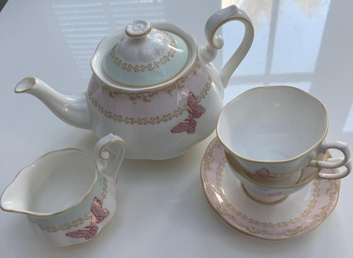 Royal albert favourite - royal,