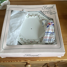 Johnson Bros Eternal Beau 2 Tier Cake Stand. Boxed New Other.