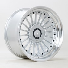 White Label 7670 17" x 9"