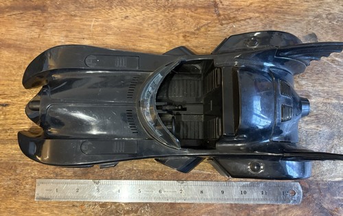 Toy batman batmobile car - batman,