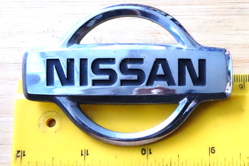 Nissan roundel badge 62890 - nissan,