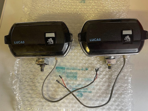 Two lucas square - square, light