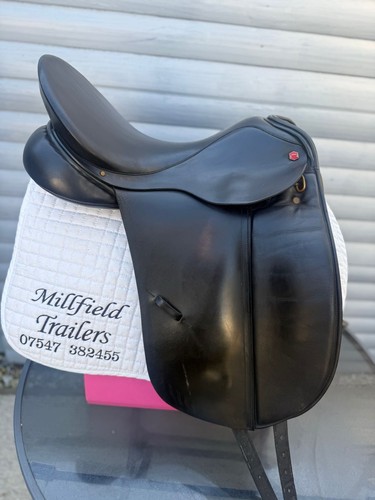 Albion slk dressage saddle - albion,