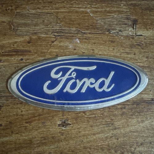 Classic ford blue oval - classic, front