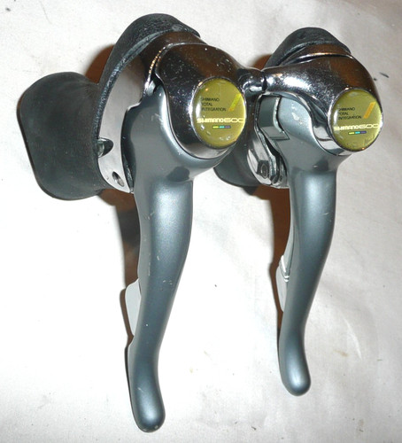 Shimano 600 6400 - st-6400, tri