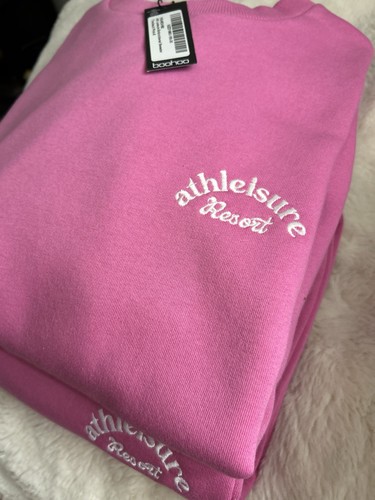 Boohoo pink tracksuit brand - boohoo,