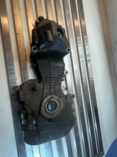 Cylinder head cover engine - head,