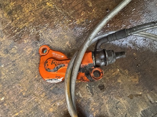 Ktm125 exc clutch slave - ktm125,