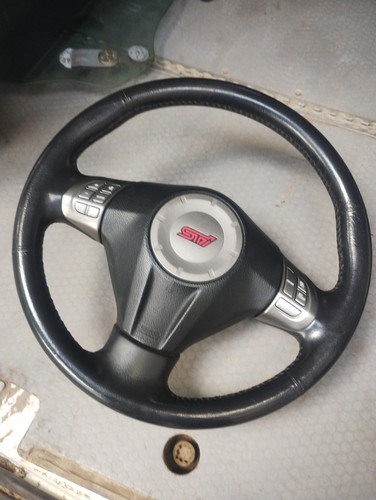 Subaru impreza sti hatch - subaru,