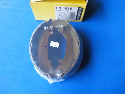 Delphi rear brake - brake, pads
