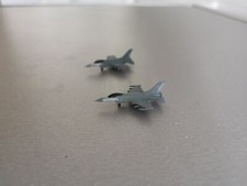 1/400 US F-16 Fighter Jet