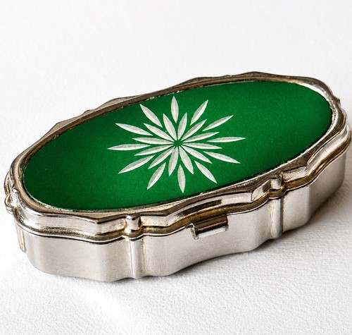 Vintage green guilloche enamel - vintage,