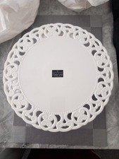 White Design Cake Stand