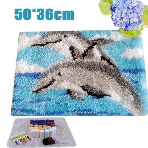 Diy dolphin mat - latch, hook