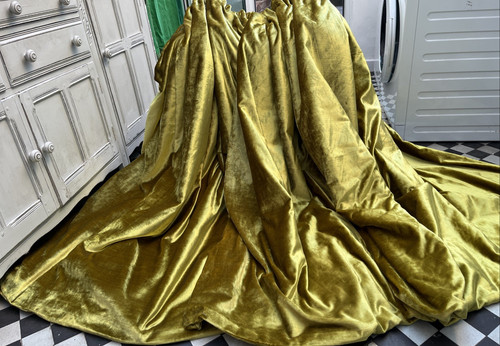 Vintage velvet curtains - ,
