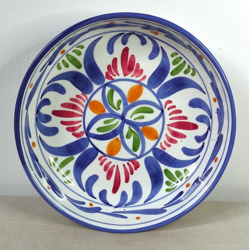 Large ceramic serving bowl - large,