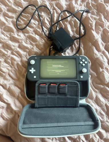 Nintendo switch lite - nintendo,