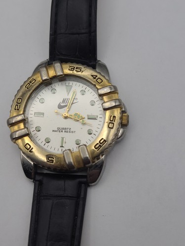 Nike analog quartz - analog, wqtch