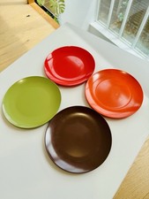 Set of 4 Retro Mid Century Melaware Melamine Plates
