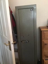 Large,Heavy Duty GVL 4 Gun Storage Cabinet