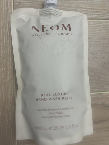 Neom real luxury - real, wash