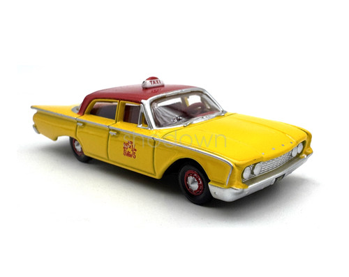 Yellow fairline taxi - fairline,