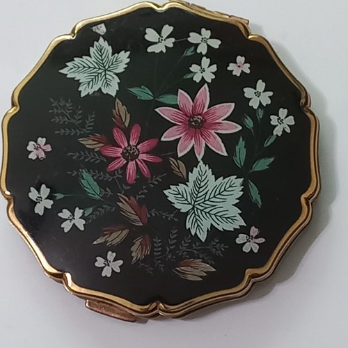 Vintage stratton powder - stratton,