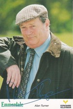 EMMERDALE.   SIGNED CAST CARD.       ALAN TURNER     RICHARD THORP  .    2000's