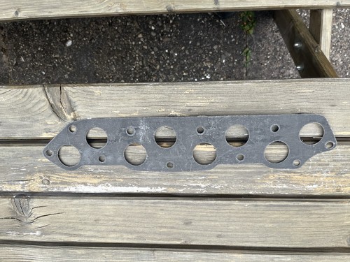 Hillman avenger manifold - avenger.,