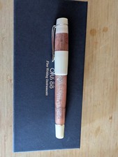Opus 88 Koloro White And Pink