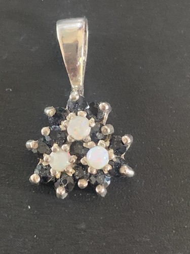 Vintage tri opal - tri, sapphire