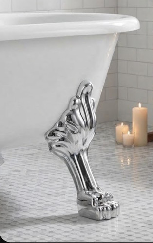 Clawfoot bathtub - ey,