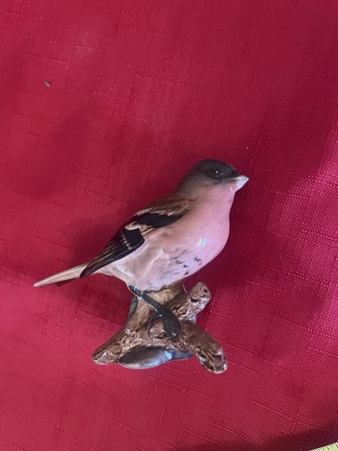 Beswick bird figurine - beswick,