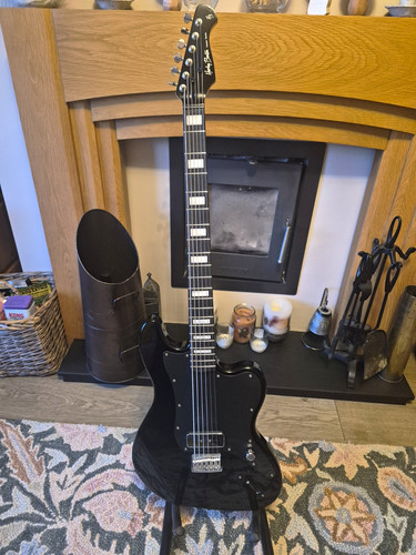 Harley benton baritone 30 - ja,