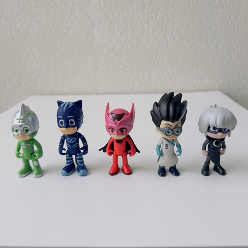 Masks figure bundle lot - masks,