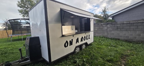 Food trailer catering