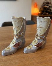LAST CHANCE TO BUY Vintage/Antique Souvenir Southport China Ladies Boots 10.5cm*