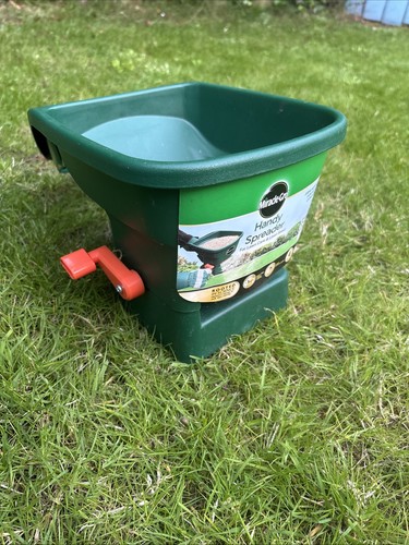 Miracle gro handy spreader - spreader, for
