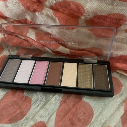 The color institute eyeshadow - color,