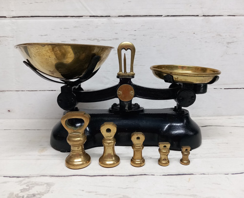 Vintage kitchen scales - vintage,