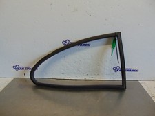BMW E46 Window seal 98-04 Coupe Drivers right inner quarter glass seal
