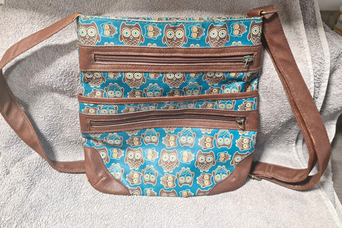 Blue owl animal - blue,