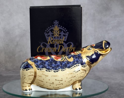 Royal crown derby - royal,